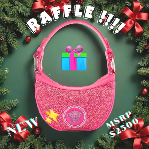 GIVEAWAY ✨️ 🎁 💖 NWT VERSACE PINK CRYSTALS BAG ✨️ - Picture 3 of 15